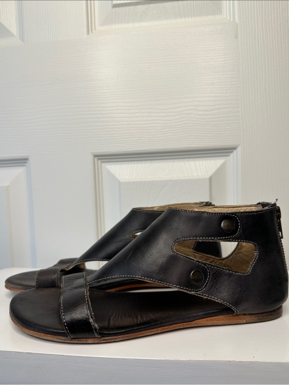 BED|STU Black Full Grain Leather SOTO Cutout Flat Sandals